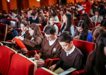 20 3 53 alumnos participan en el Concurso Jóvenes Talentos de Relato Corto de Coca-Cola