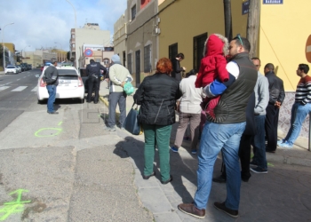 4 1 1 Vecinos de Cabrerizas exigen pasos de peatones elevados y radares