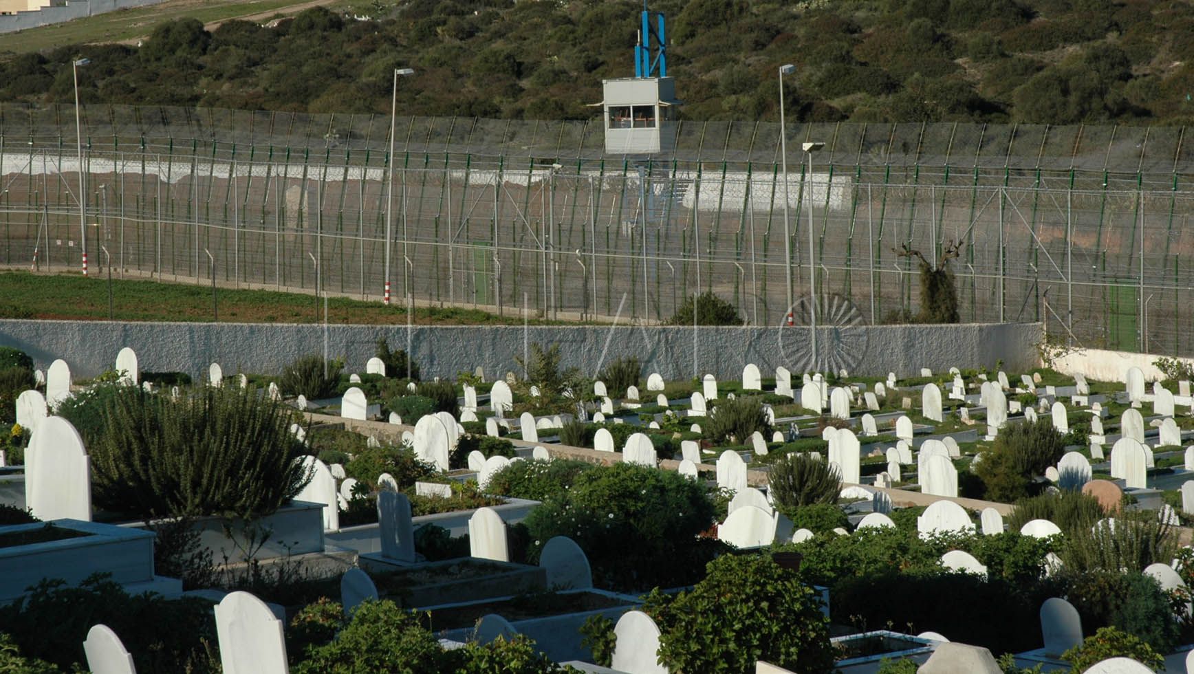 Quevedo destaca que las personas sin recursos no pagan la tasa del cementerio