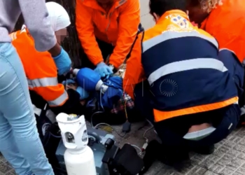 9 1 9 El policía que salvó a un infartado auxilia a otro hombre sin respiración ni pulso