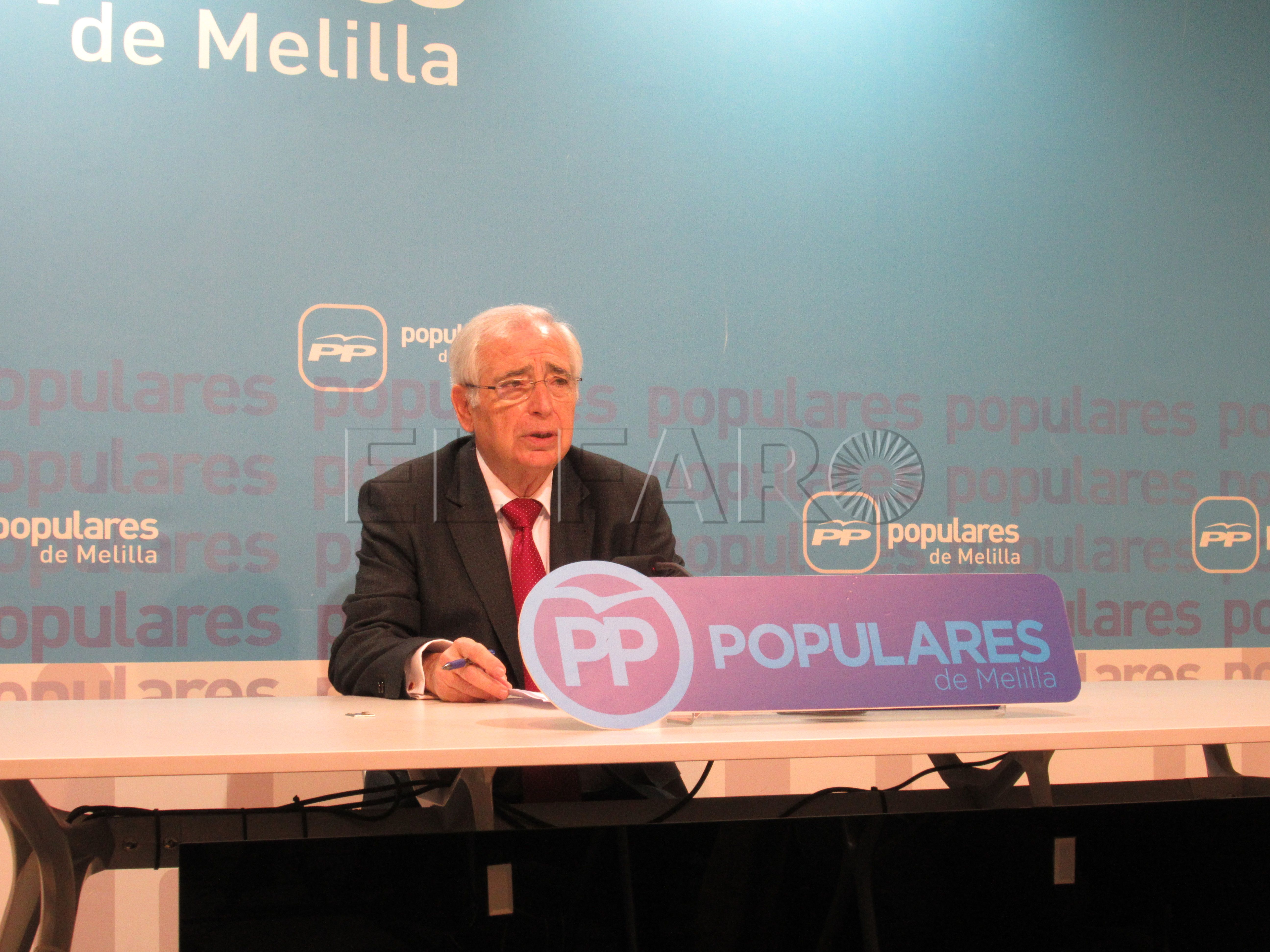 Imbroda afirma que la licitación del contrato marítimo parte de una “ventaja sustancial”