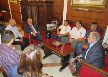 IMG 0888 Un grupo de representantes de Costa Rica visita el CETI para copiar la gestión de la inmigración