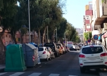 10 1 7 Lo cazan rompiendo la luna de un coche para robar y le piden 11 meses de cárcel