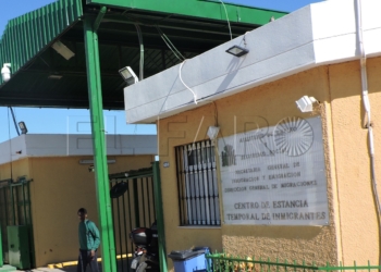 2 1 13 Pide que el traslado de solicitantes de asilo LGTB a la península sea prioritario