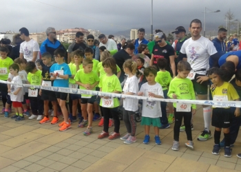 26 01 11 Térrez e Ikram Mohamed ganan en la Carrera por las enfermedades raras