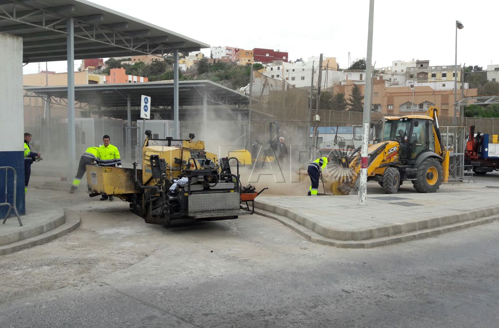 Delegación culpa a la constructora de empezar las obras en Farhana sin avisar