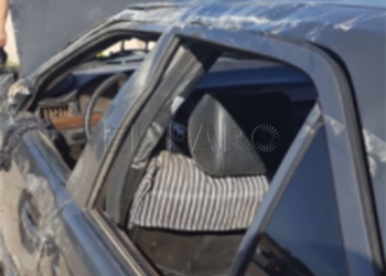 9 1 9 Un coche vuelca en la carretera de Rostrogordo: dos menores, heridos leves