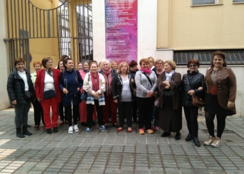 IMG 20170424 093146 Aulas Culturales para Mayores visita la Biblioteca