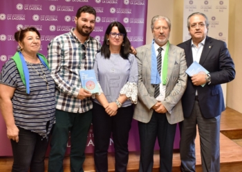 José Heredia (2do izq), ayer en Tenerife, junto a la concejala de Bienestar Social de La Laguna y el senador Alarco (d).