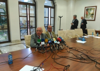 WhatsApp Image 2017 04 20 at 14.32.32 Imbroda anuncia que la ministra presentará en mayo el proyecto del hospital