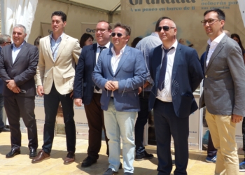 14 1 1 Granada ‘vende’ sus atractivos en Melilla y resalta la cercanía por la conexión en barco