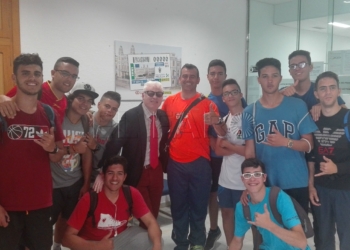 Alumnos del IES Enrique Nieto visitan las instalaciones de la ONCE en Melilla