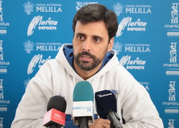 Alejandro Alcoba, en la rueda de prensa, previa al partido de hoy.