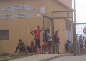 3 1 16 El Gobierno descarta enviar a los niños a la península para evitar el ‘efecto llamada’