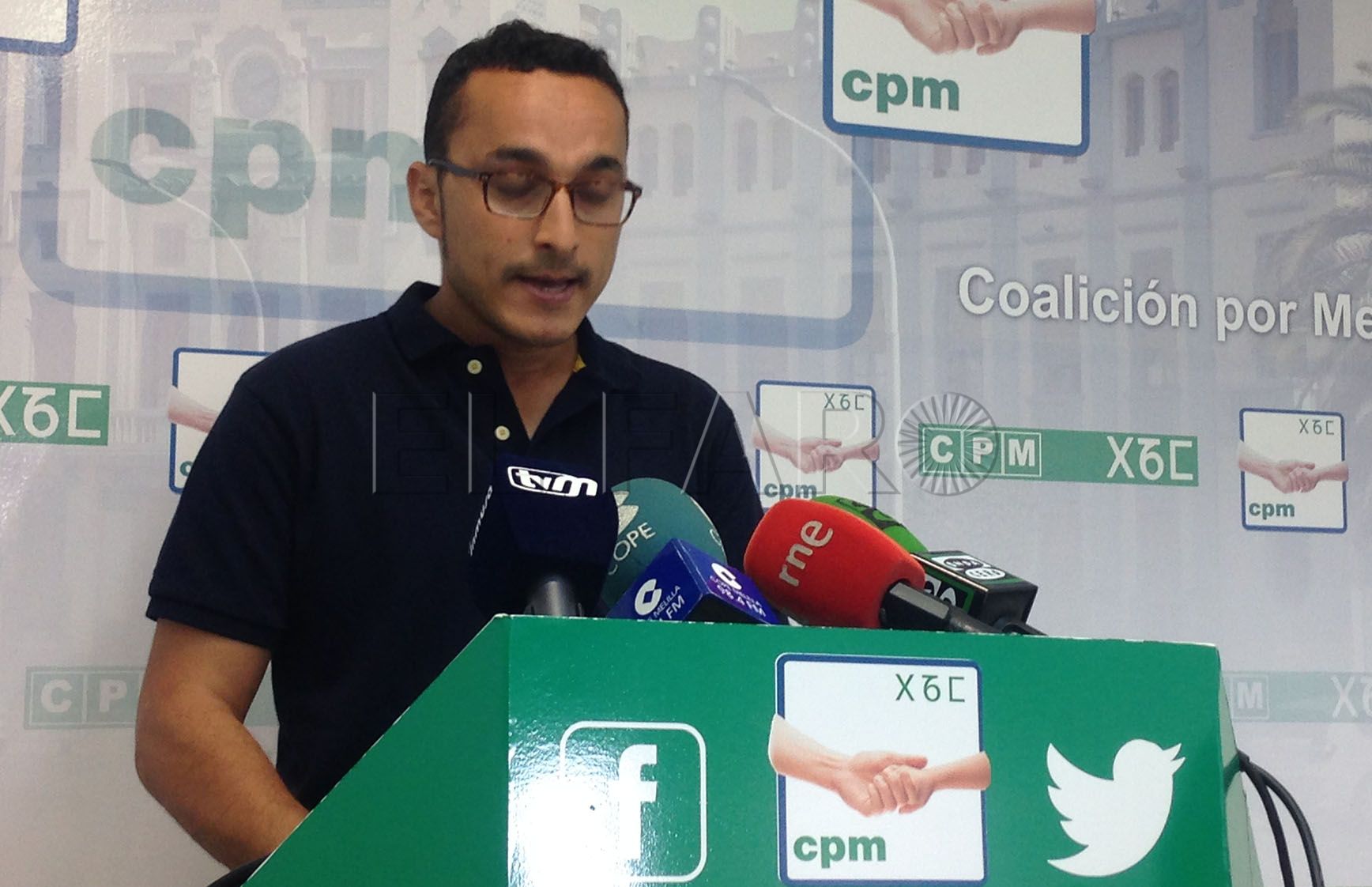 CpM se pregunta cómo se va a conseguir limitar el tránsito del comercio atípico