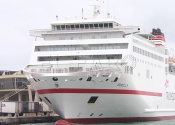 4 1 8 PSOE y C’s ven discriminación en Melilla si no aumenta el descuento en transporte