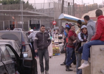 5 1 1 Unas obras nocturnas en Farhana se alargan y provocan el cierre del paso hasta mediodía