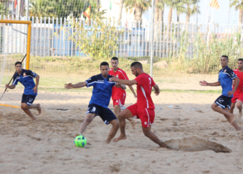 Partido de fútbol playa celebrado en nuestra ciudad.