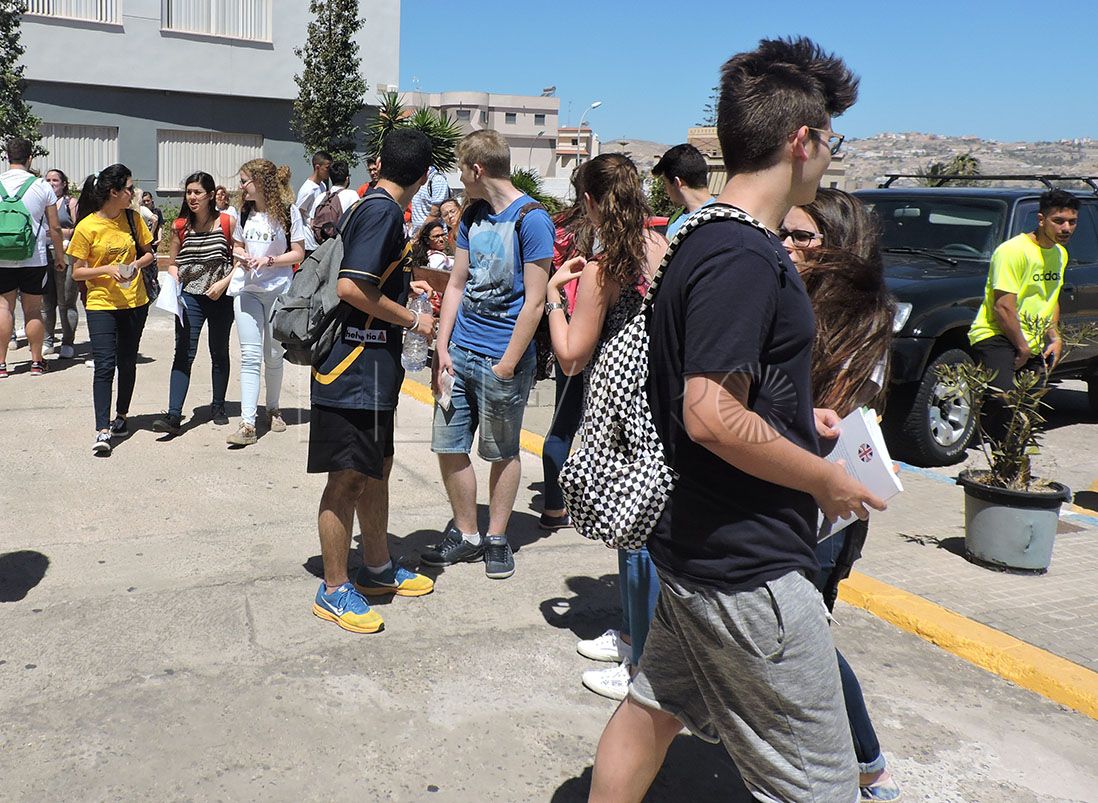 La patronal ve necesarias actuaciones específicas contra el paro juvenil en la ciudad