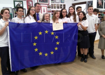 13 1 1 Diez alumnos del Buen Consejo viajarán a Estrasburgo tras ganar el concurso Euroscola