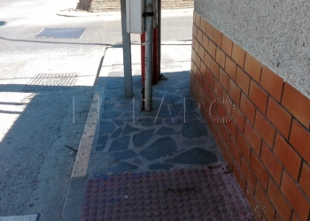 14 1 La Mesa de Movilidad dibuja un mapa de barreras en aceras y calles