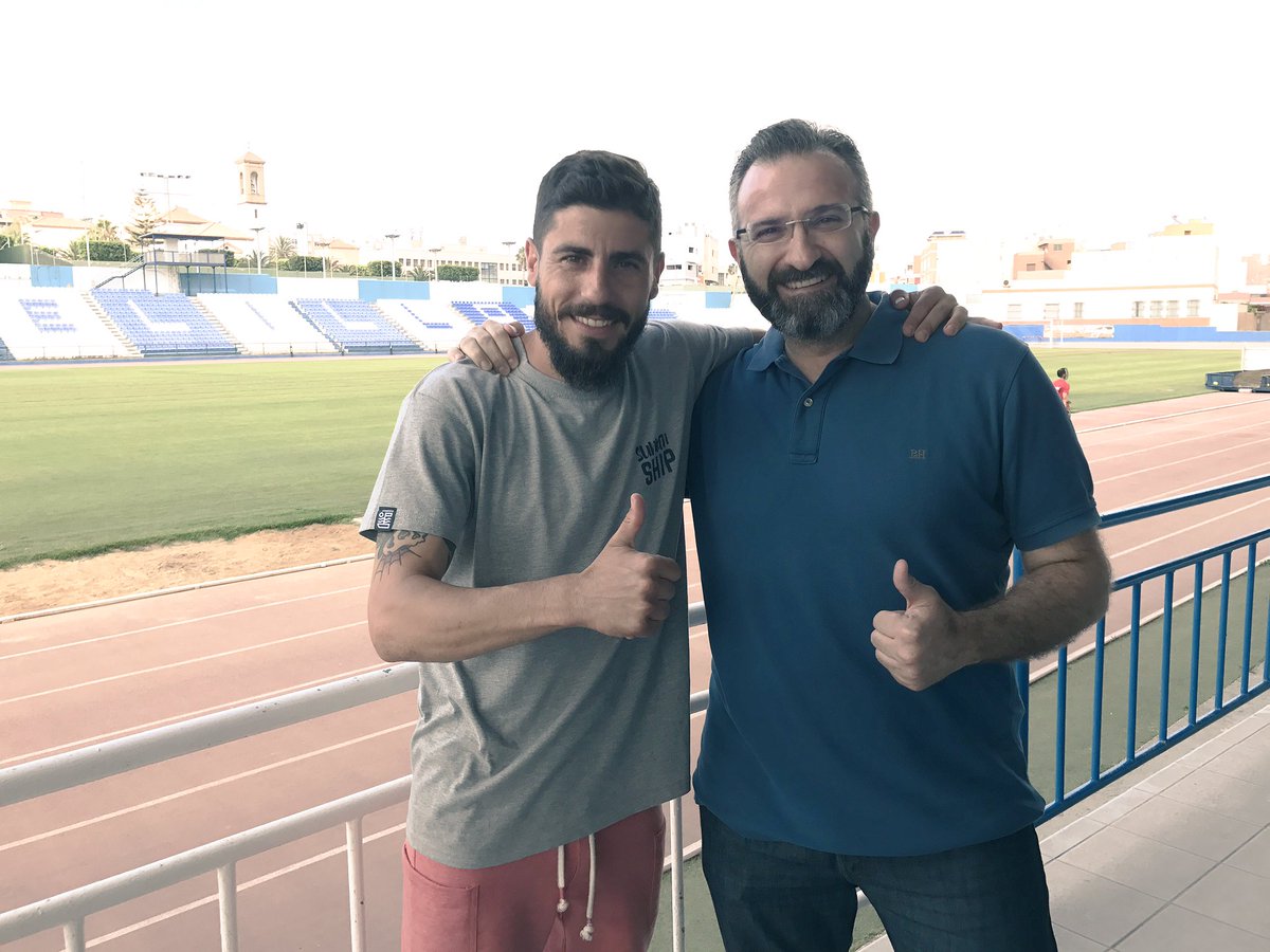 Espinosa ya está en nuestra ciudad para su presentación