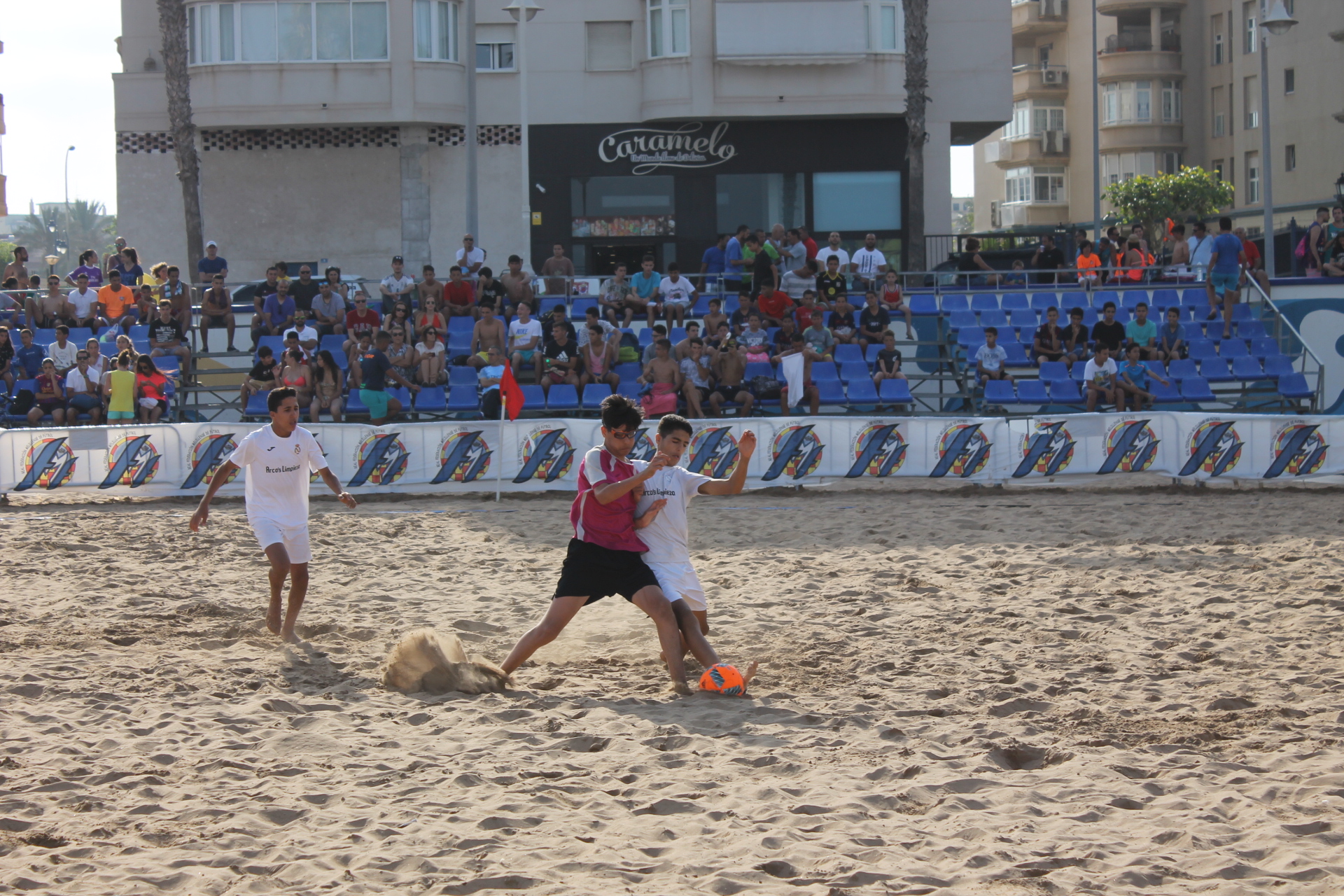 P. R. Madrid y Rusadir, campeones