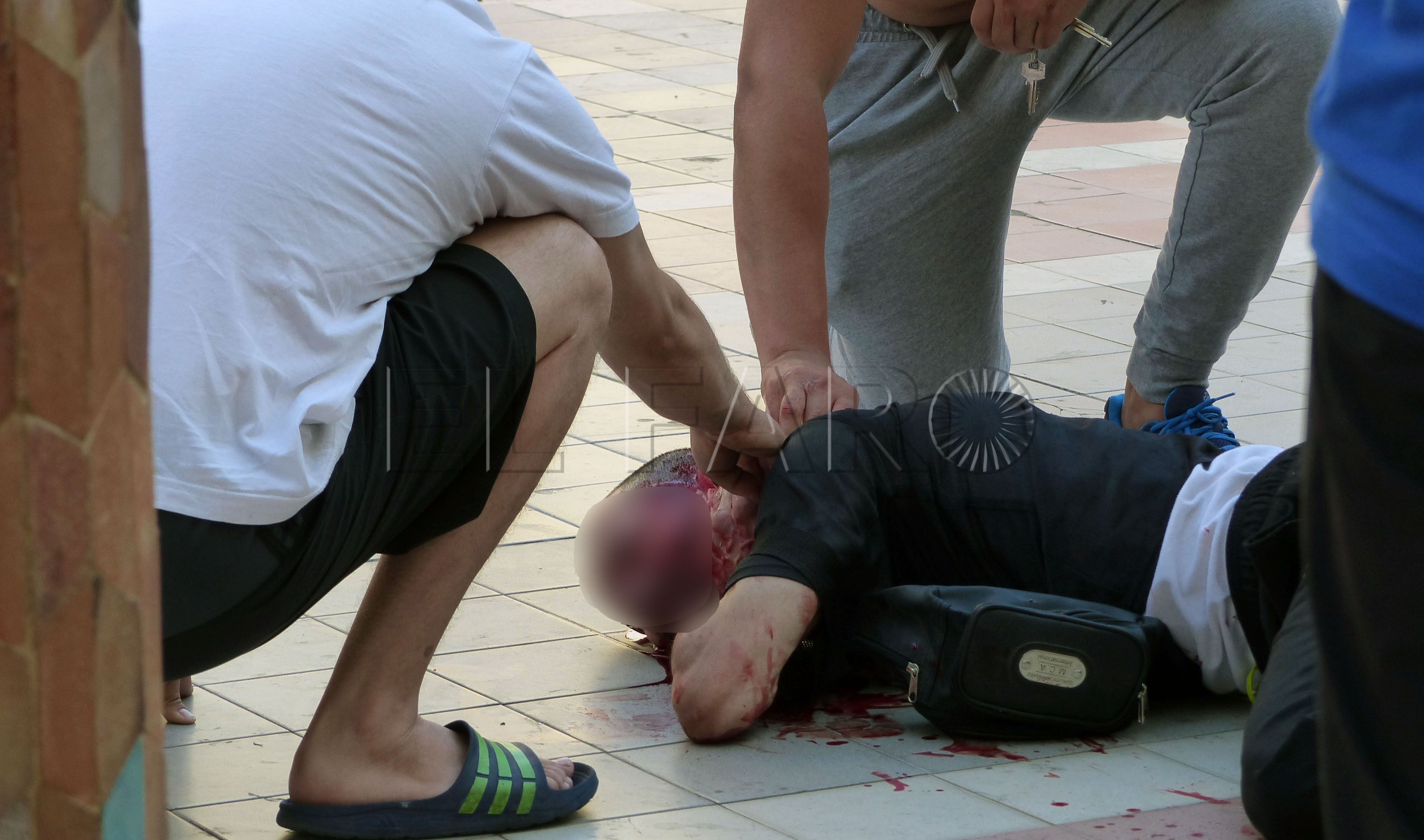 Un herido en el cuello por arma blanca en la plaza Menéndez Pelayo