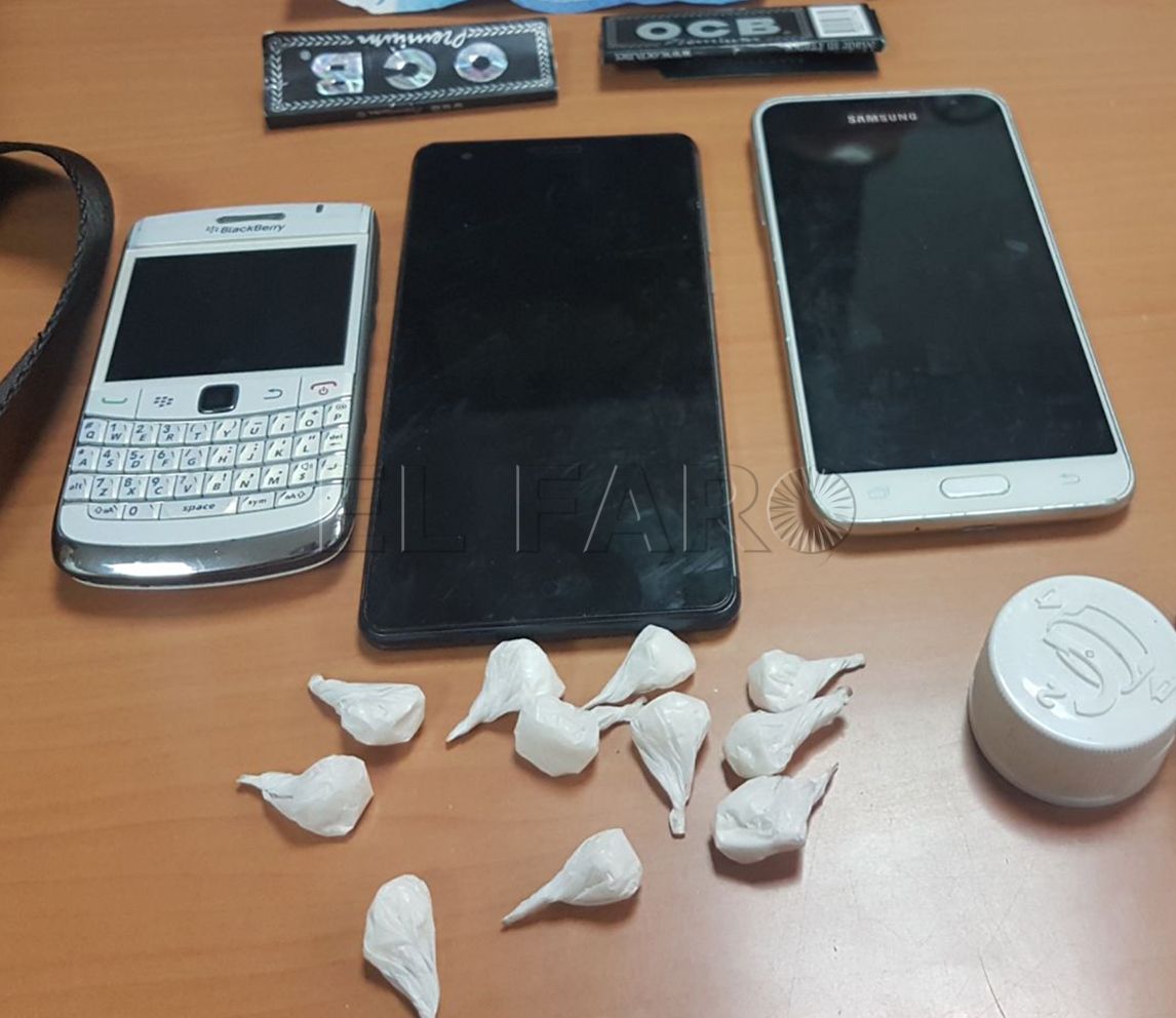 Un joven de 19 años, detenido en un control de alcoholemia con 11 gramos de coca encima