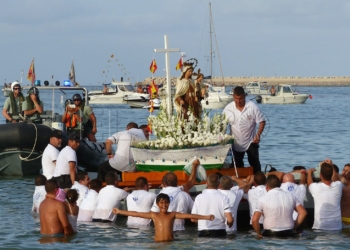 15 1 3 Devoción por la Reina del Mar