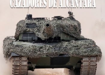 17 2 1 Presentan un libro que recoge la historia del Regimiento de Caballería