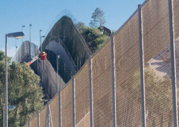 9 1 13 El mantenimiento del perímetro fronterizo costará 2,74 millones de euros hasta 2019