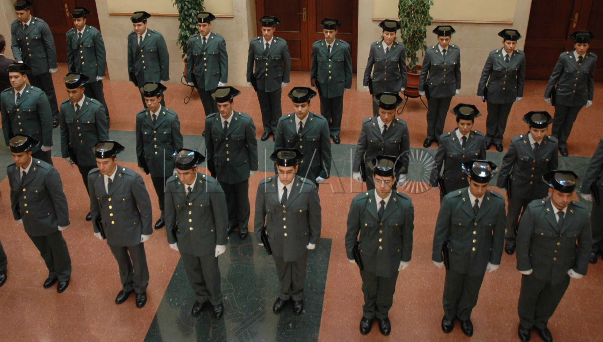 Policía Nacional y Guardia Civil tienen menos efectivos de los que constan en los catálogos