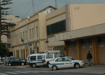 10 01 7 Detenido por el robo de un móvil gracias a que varios ciudadanos lo retuvieron