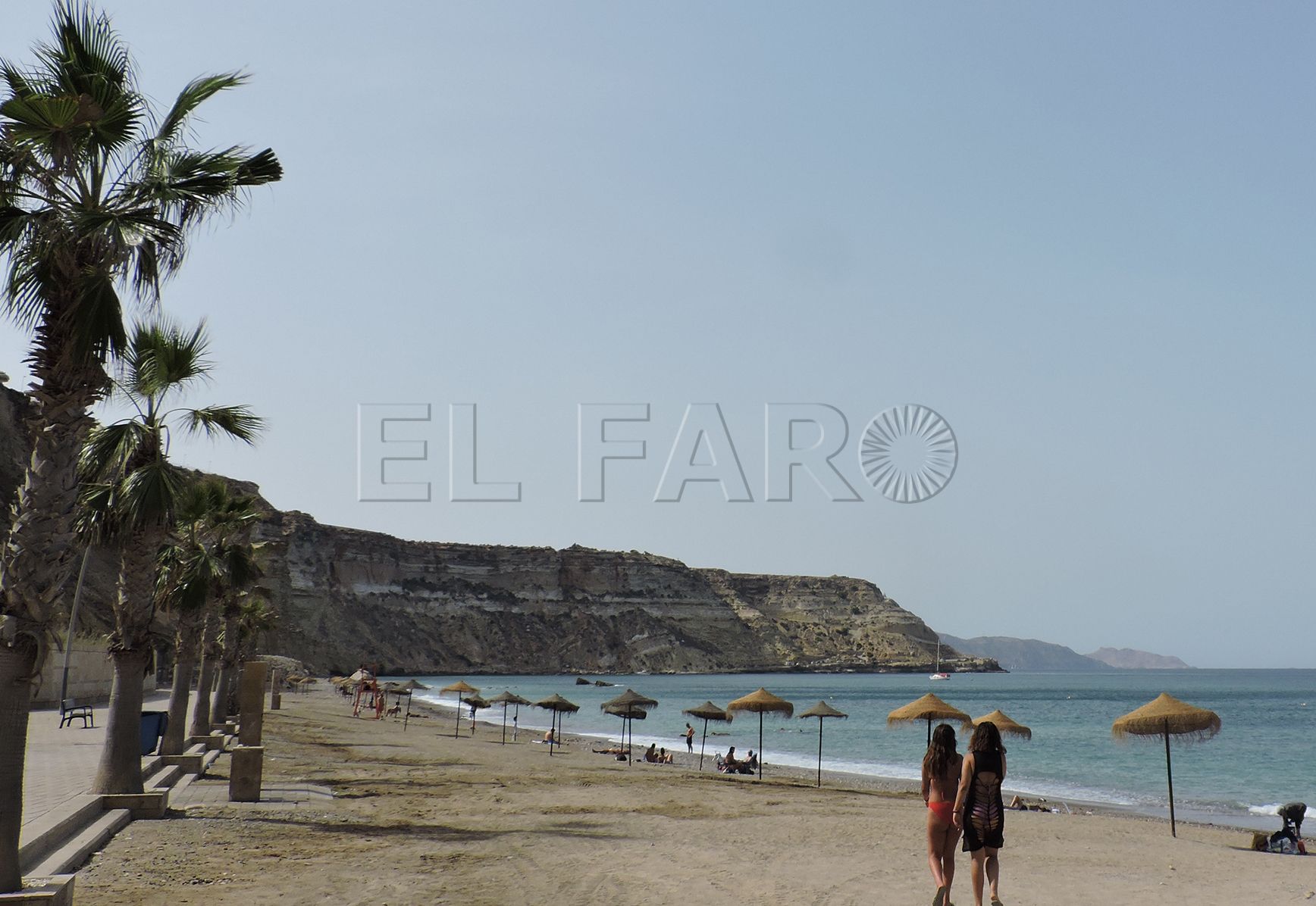 Un joven sufre una agresión por arma blanca en la playa de Horcas Coloradas