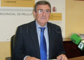 14 1 8 El Barkani da su “total apoyo” a Calzado tras su error al retuitear un mensaje islamófobo