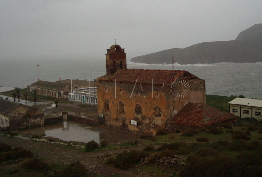 La iglesia de las Chafarinas, archivo del mes del Centro de Historia Militar