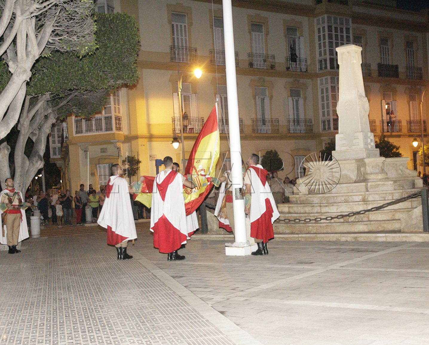 Solemne Arriado de Bandera