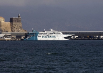 21 2 1 Baleària cancela hoy dos rotaciones del trayecto entre Melilla y Almería