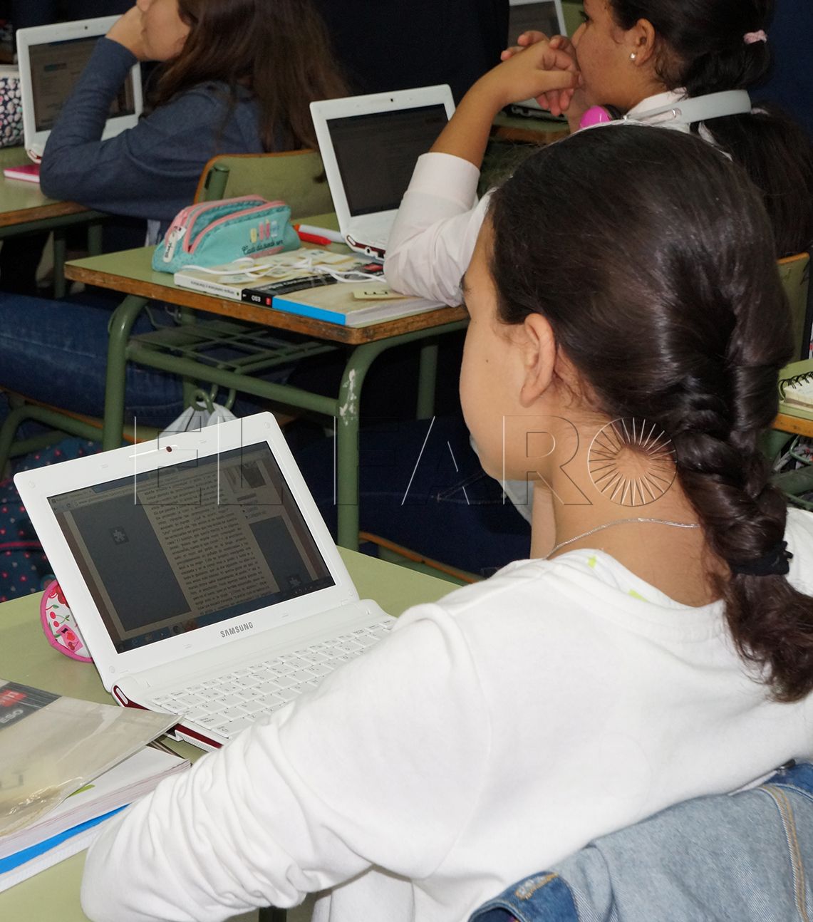 CSI-F Educación organiza un curso de competencias digitales y otro de inglés para docentes