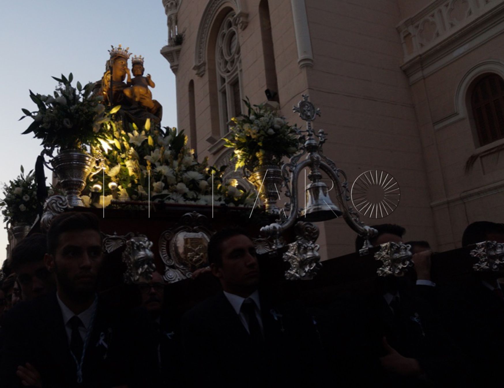 Los melillenses arropan a su Patrona