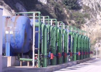 2 2 7 Uno de los tres módulos de la desaladora ya funciona, pero seguirán los cortes de agua