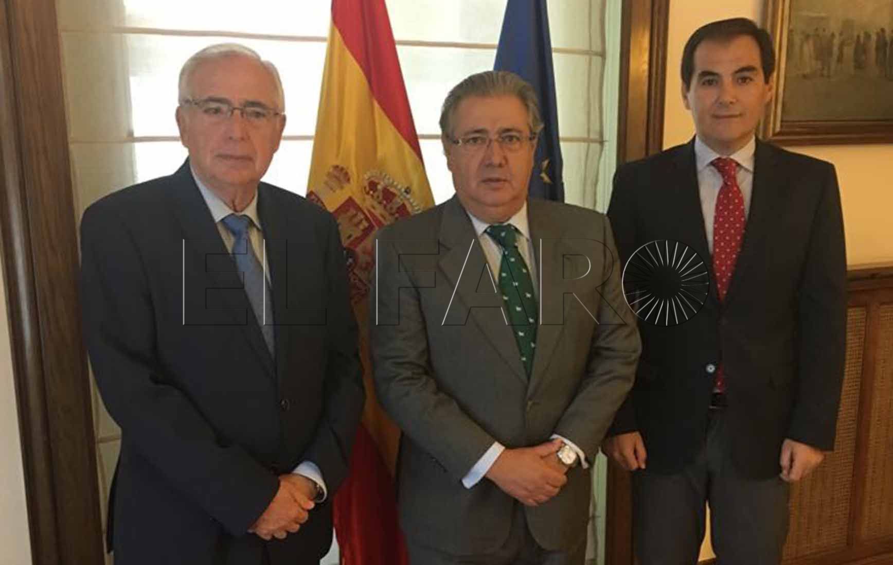 Imbroda se reúne con Zoido y hablan sobre frontera y otros temas de seguridad