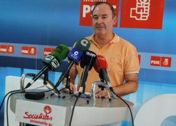 71 El PSOE pedirá la dimisión de Imbroda y Ventura si han mentido sobre el yihadista
