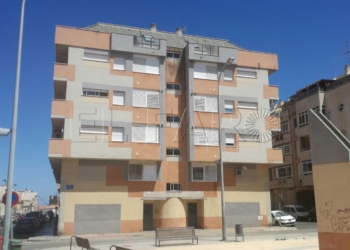 8 1 14 Los vecinos de las Ultrabaratas tendrán que dejar sus casas el sábado, según el BOME