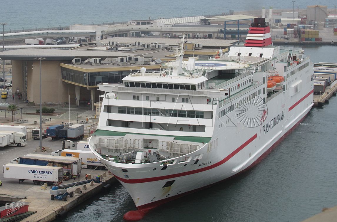 Marina Mercante adjudica el contrato marítimo a Trasmediterránea por 0€