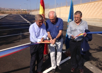 DJB1Z9NWsAAkjxz Imbroda inaugura la prolongación de la calle Escultor Mustafa Arruf que conecta con la carretera del aeropuerto