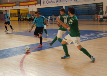 Debut ante el Victoria