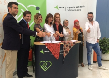 18 1 4 La Fundación Sandra Ibarra se hace un hueco solidario en el aeropuerto