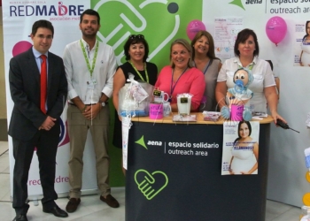 18 2 Aena cede parte de sus instalaciones para la campaña de Red Madre